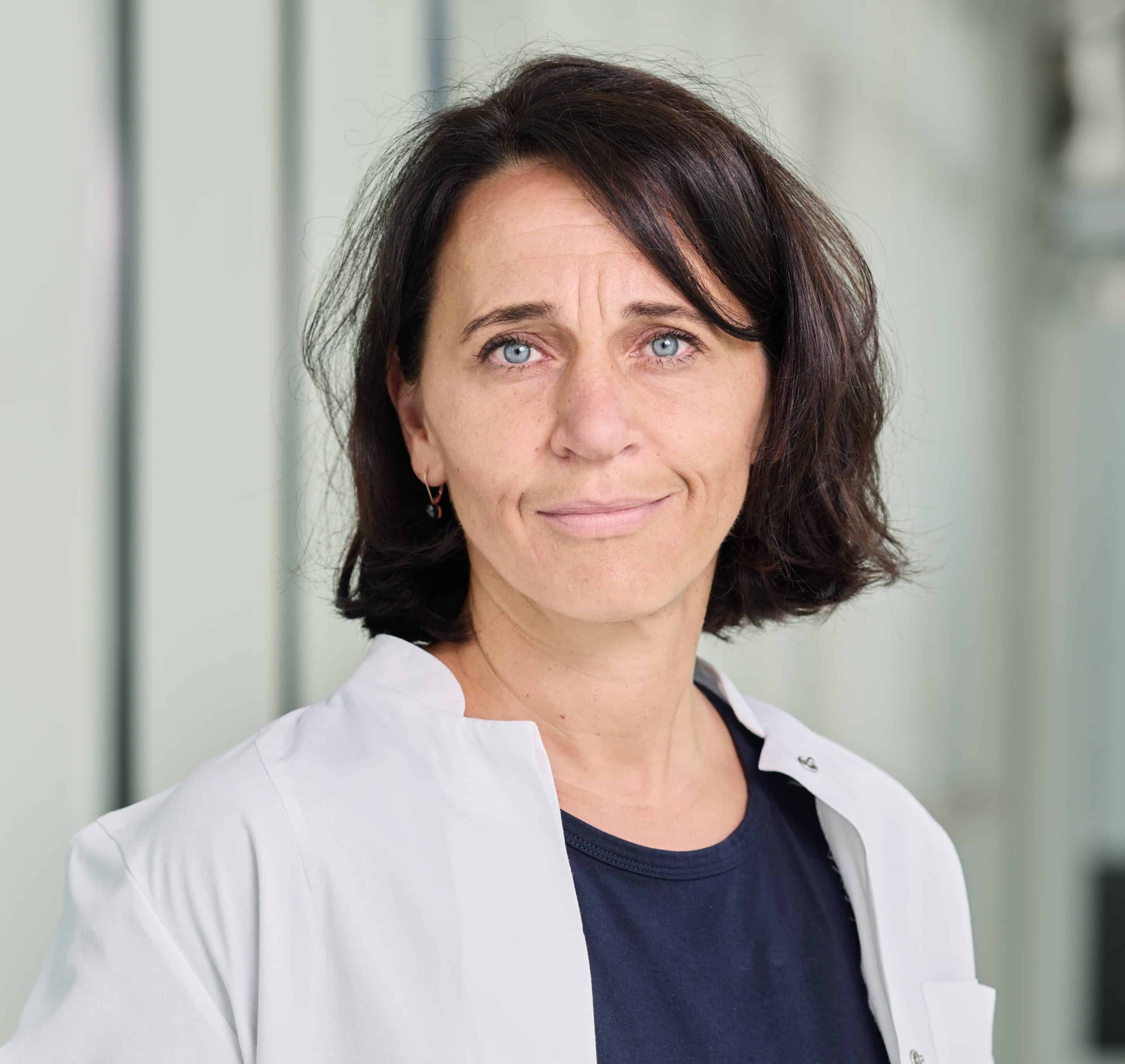 Dr. Carmen Weniger